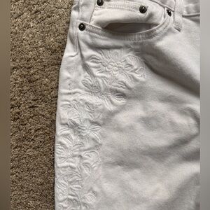 Polo Ralph Lauren white denim with floral design - women’s size 8